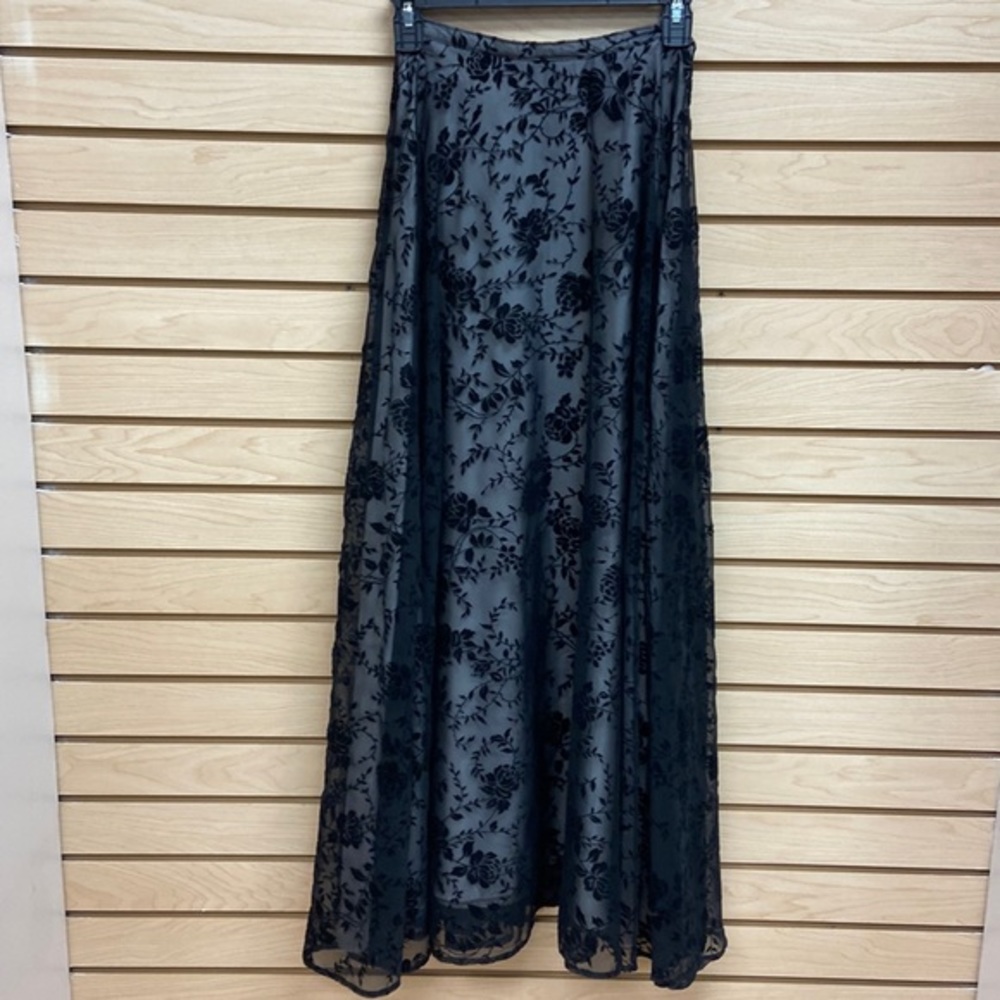 Wrapper fancy fashionable women skirt Size 3/4